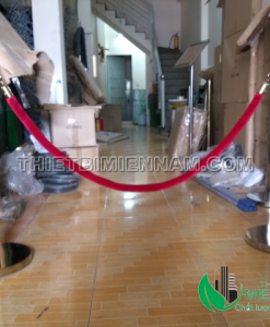 cot chan inox thiet bi mien nam 4