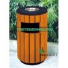 Thùng rác gỗ ngoài trời có gạt tàn