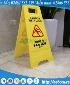 Biển báo chữ A màu vàng -Chú ý sàn ướt AF03042