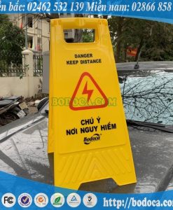 Biển cảnh báo chú ý nơi nguy hiểm AF03050