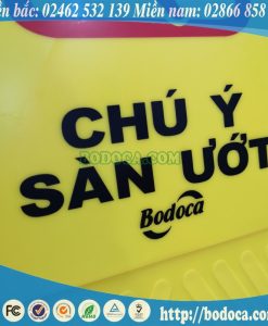 Biển báo chữ A màu vàng -Chú ý sàn ướt AF03042 5 Biển cảnh báo chú ý sàn ướt AF03042